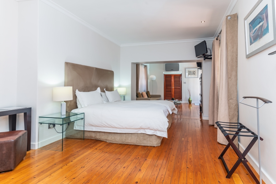 4 Bedroom Property for Sale in Fish Hoek Western Cape